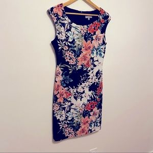 Laura short sleeve zip up dress